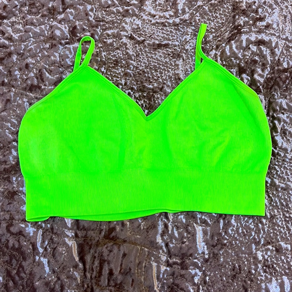 Aritzia Wilfred Free backless bra top size M/L